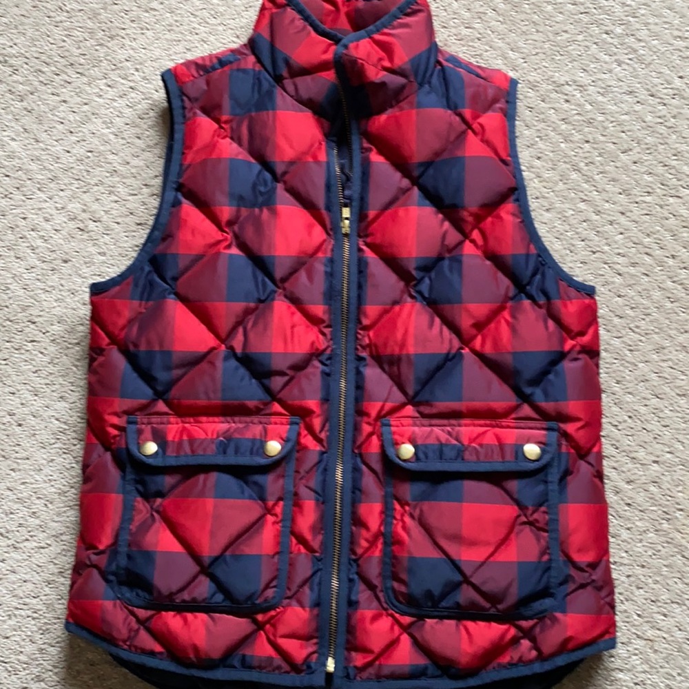 J Crew red and blue plain vest. Size Small. Excellent condition.